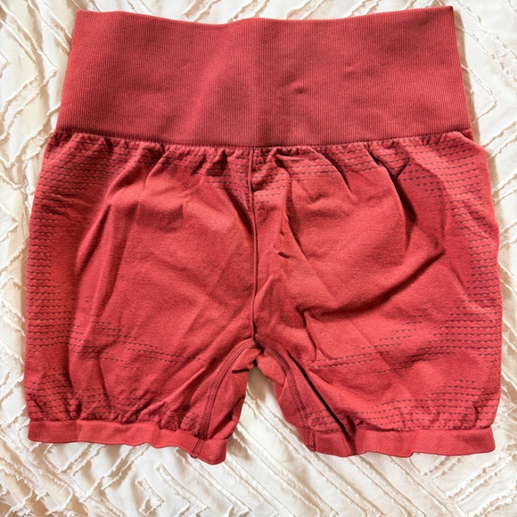 Gymshark Burgundy Vital Seamless Set Size S-M - Picture 5 of 10